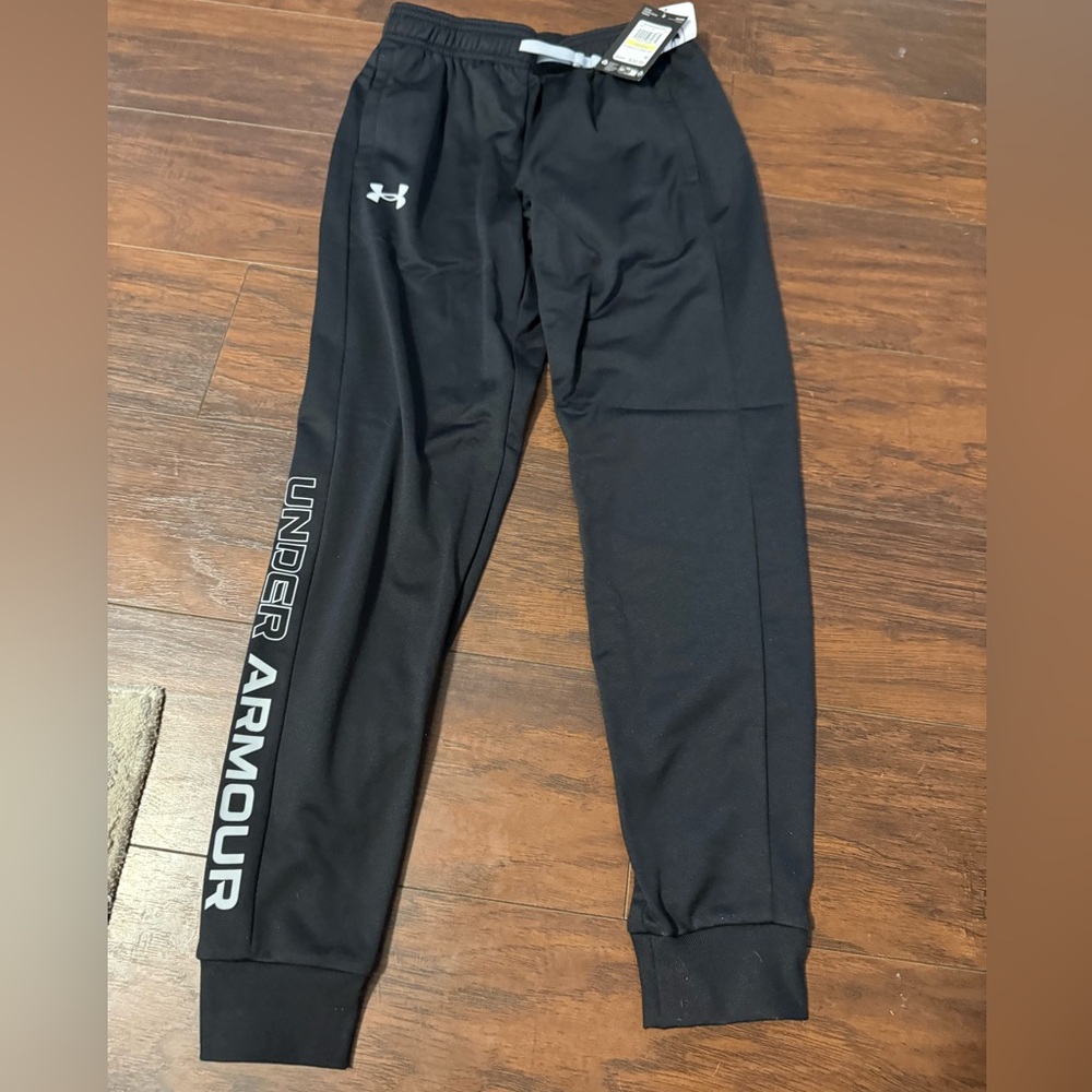 Boys under armour sweatpants